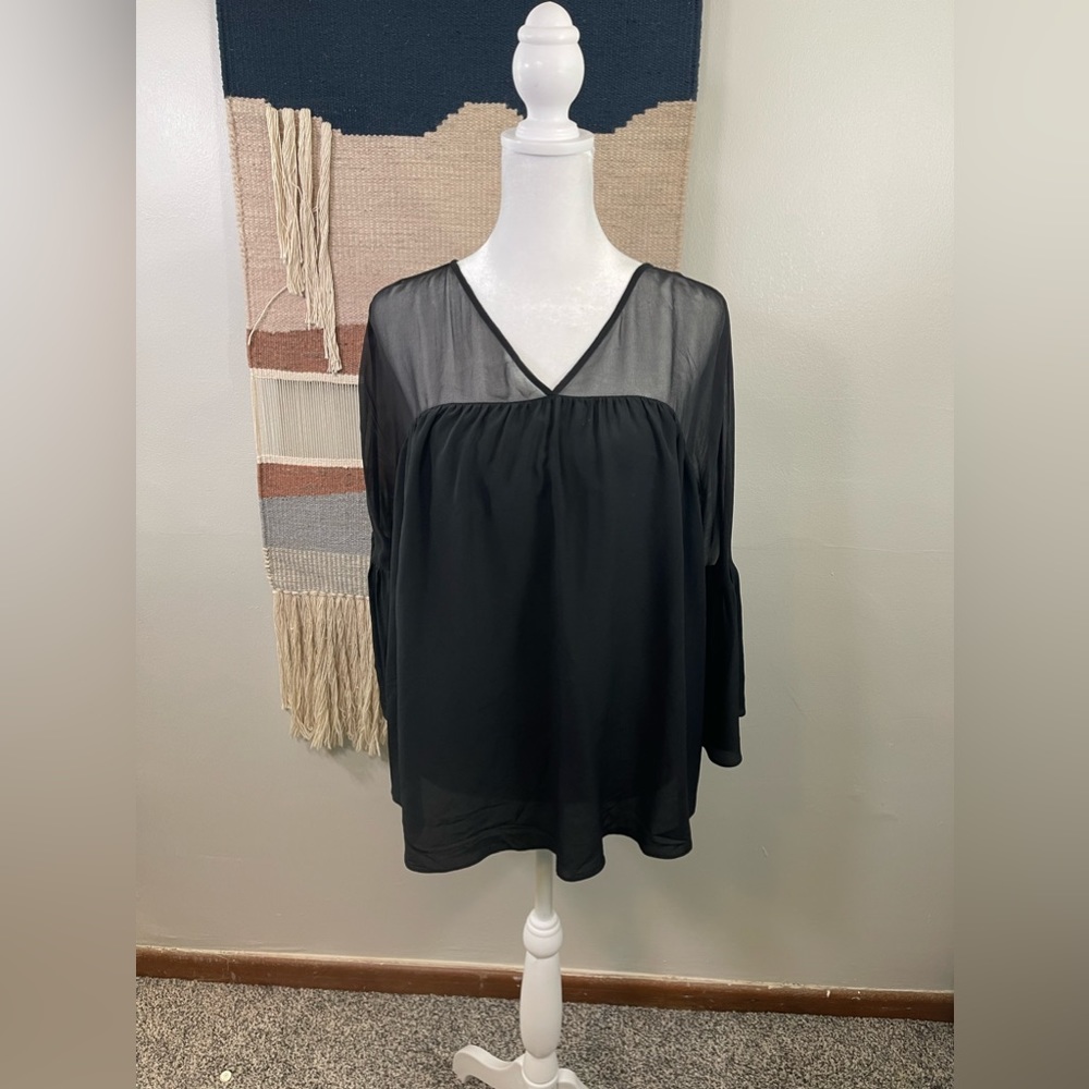 Bailey 44 Revolve Black Bell Sleeves V Neck Flowy Sheer 100% Silk Blouse S - Picture 2 of 8